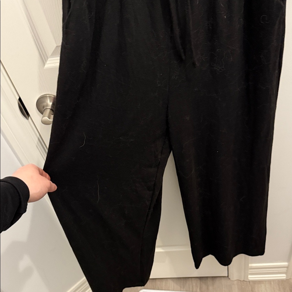 Elegant Black Maxi Jumpsuit - Picture 2 of 6